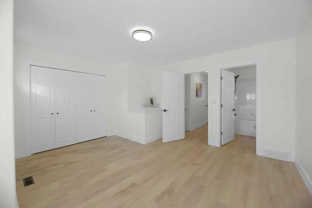 73 Addington Drive, #14