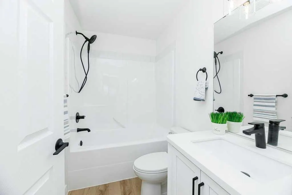 73 Addington Drive, #14