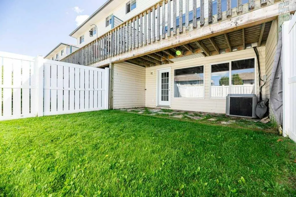 73 Addington Drive, #14