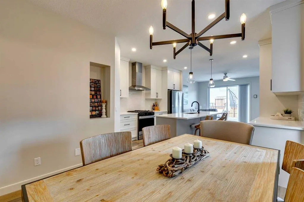 196 Emberside Hollow