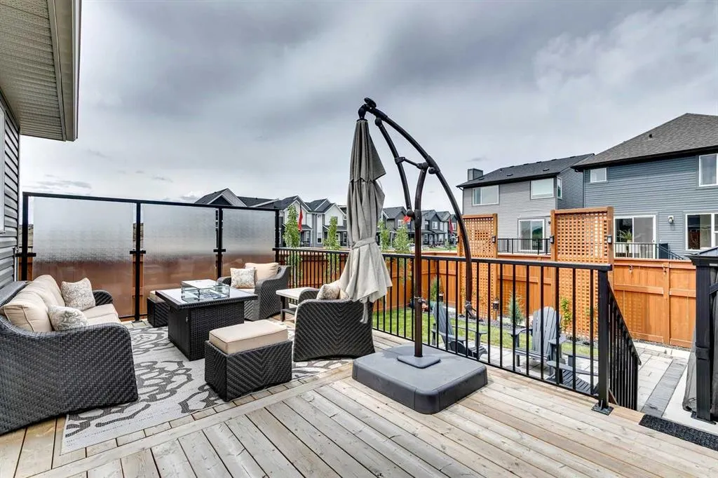 196 Emberside Hollow