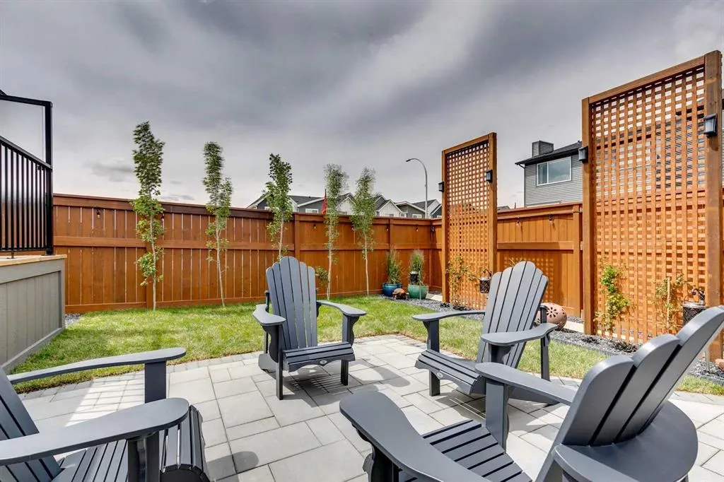 196 Emberside Hollow