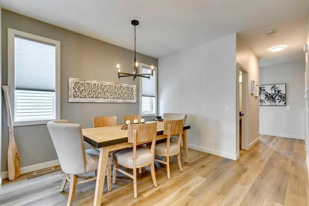 196 Emberside Hollow