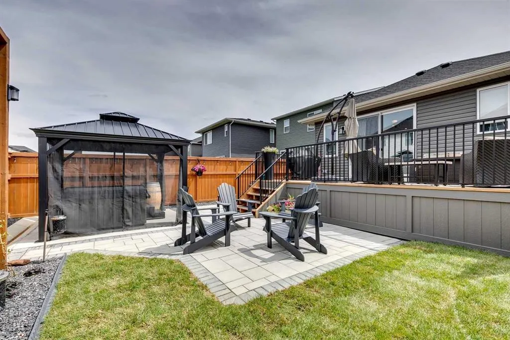 196 Emberside Hollow