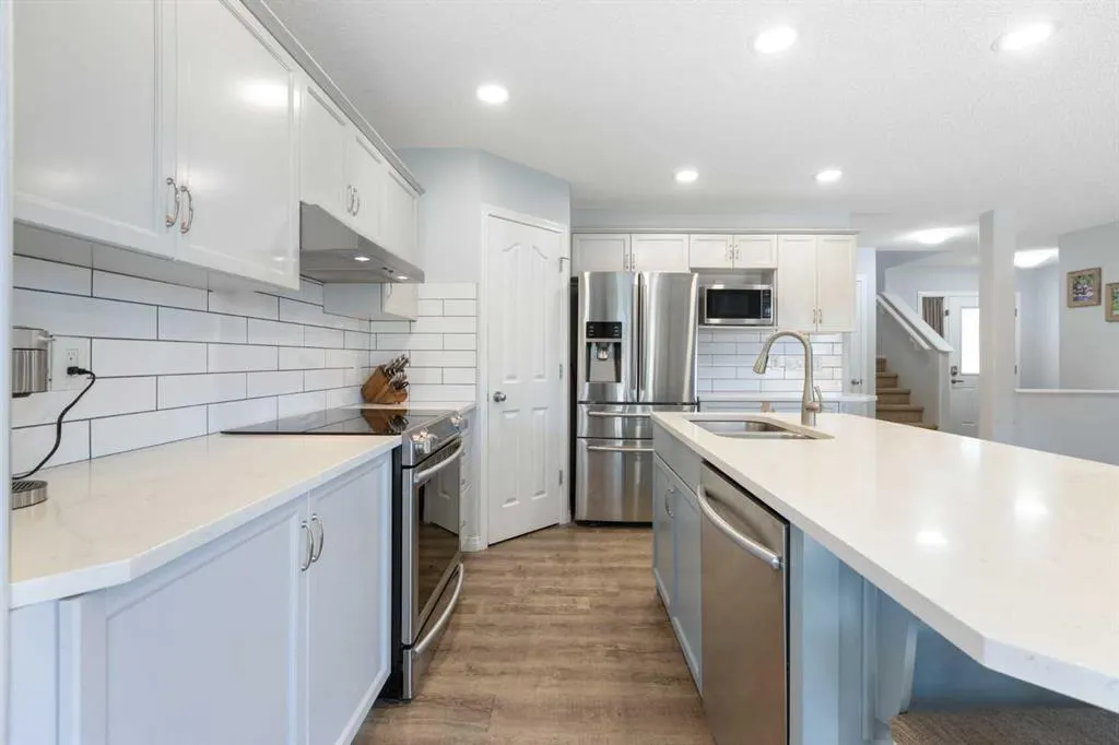 23 Auburn Bay Place SE