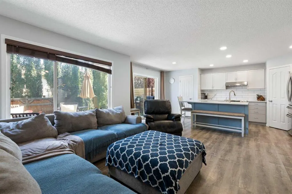 23 Auburn Bay Place SE