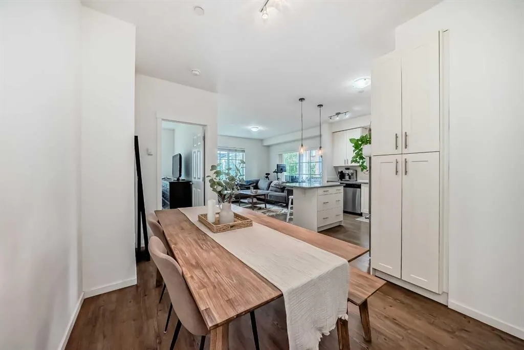 99 Copperstone Park SE, #3218