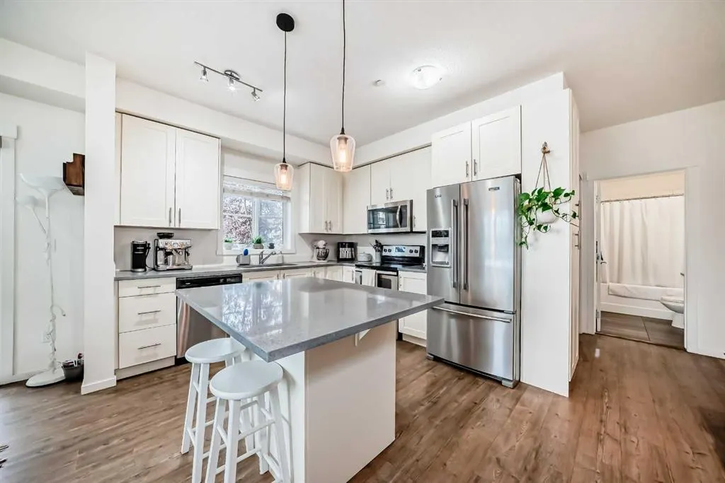 99 Copperstone Park SE, #3218