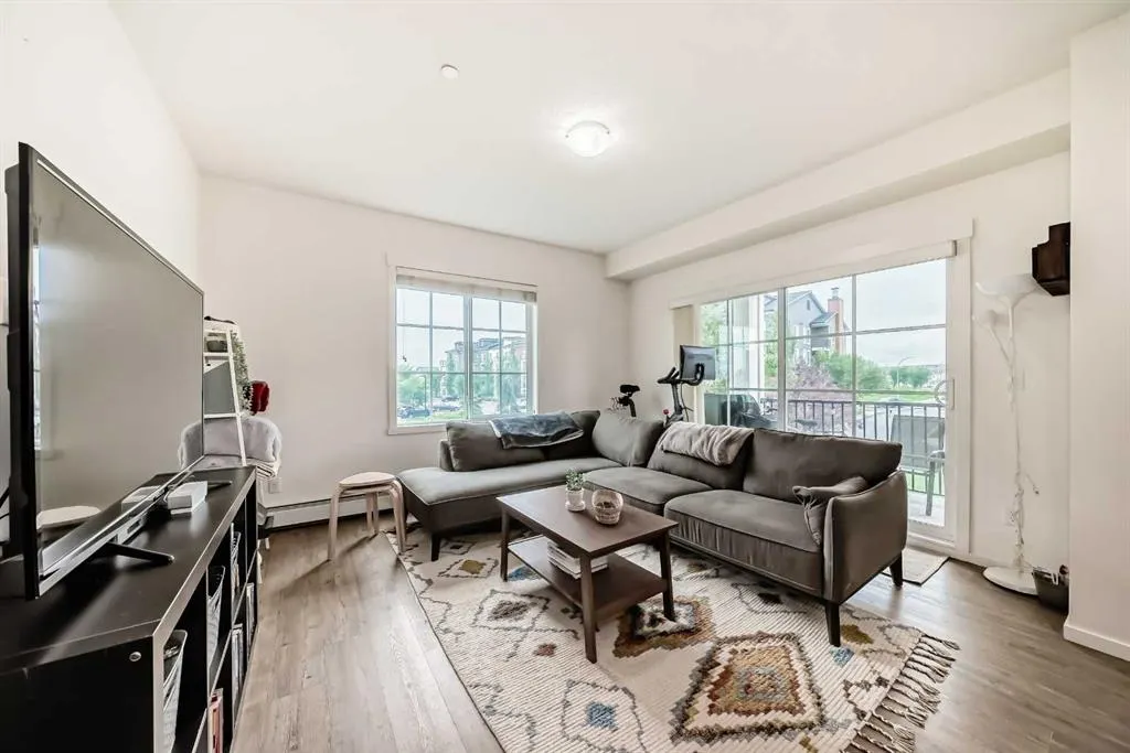 99 Copperstone Park SE, #3218