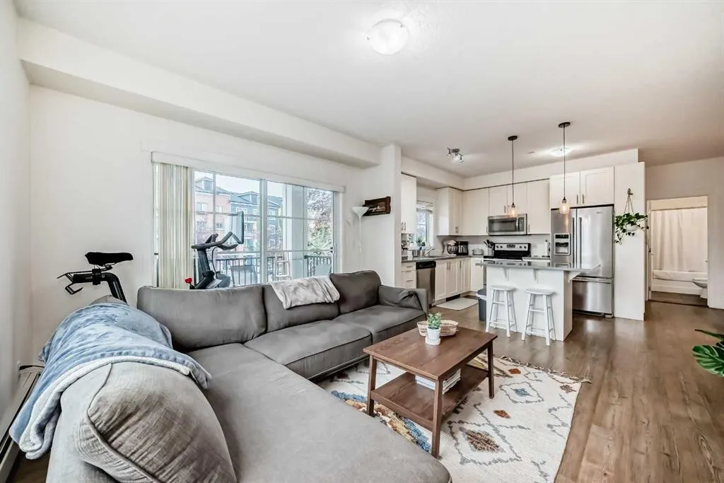 99 Copperstone Park SE, #3218