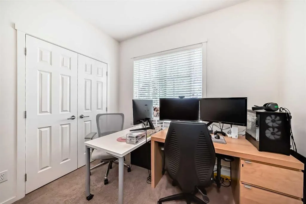 99 Copperstone Park SE, #3218