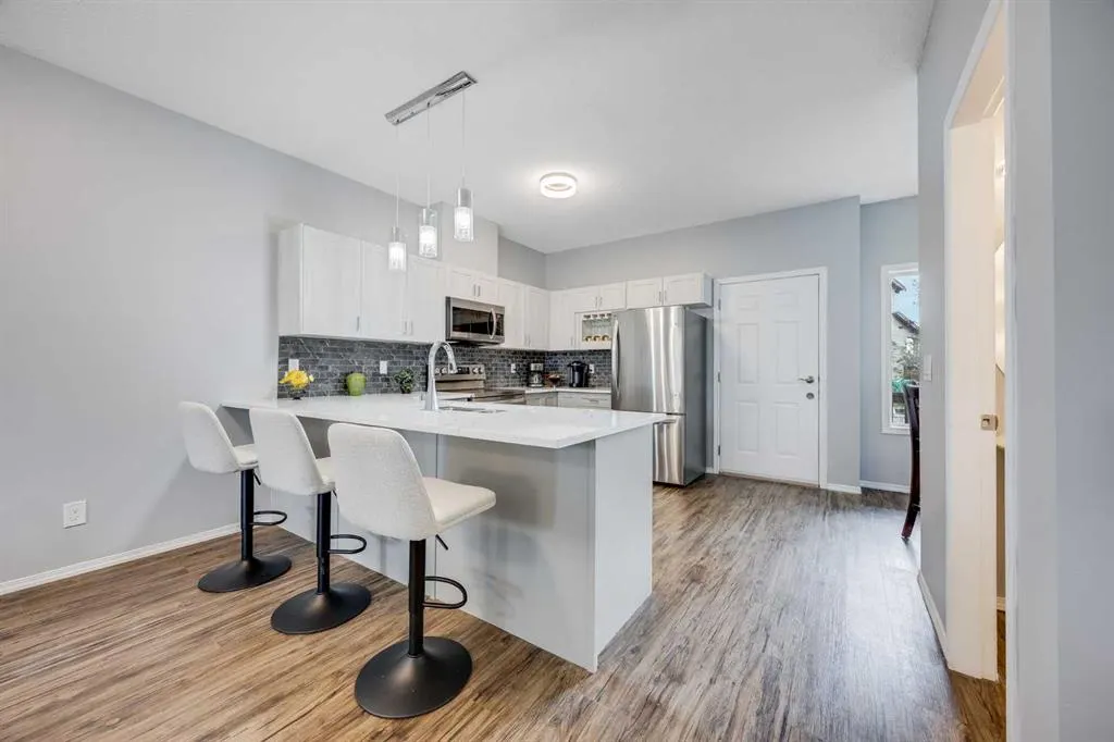 2001 Luxstone Boulevard SW, #603