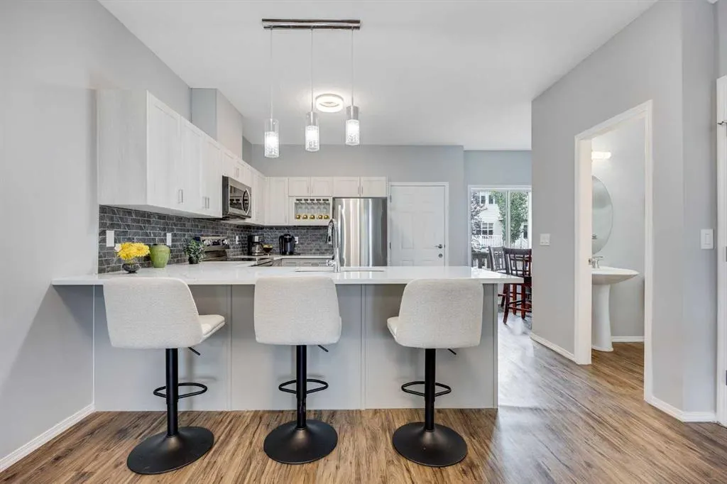 2001 Luxstone Boulevard SW, #603