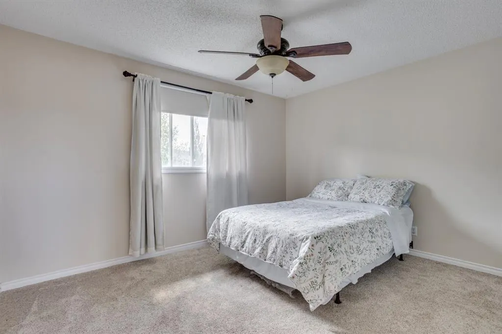 156 Grayling Crescent
