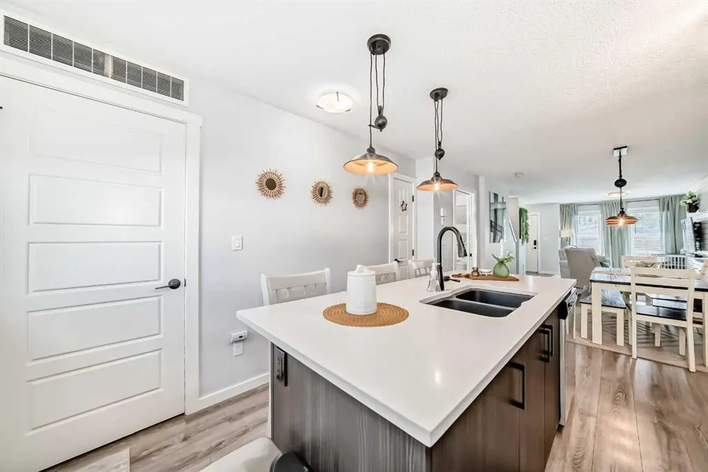 50 Westland Road, #432