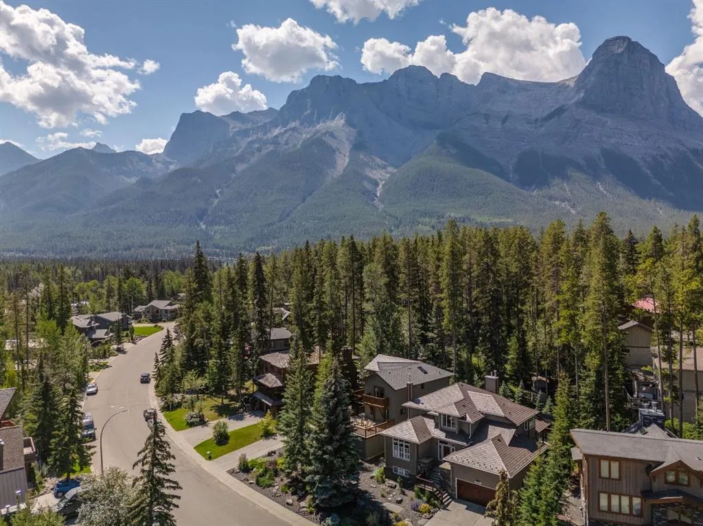 1021 Rundleview Drive