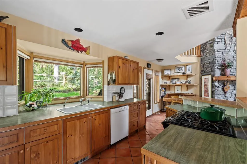 1021 Rundleview Drive