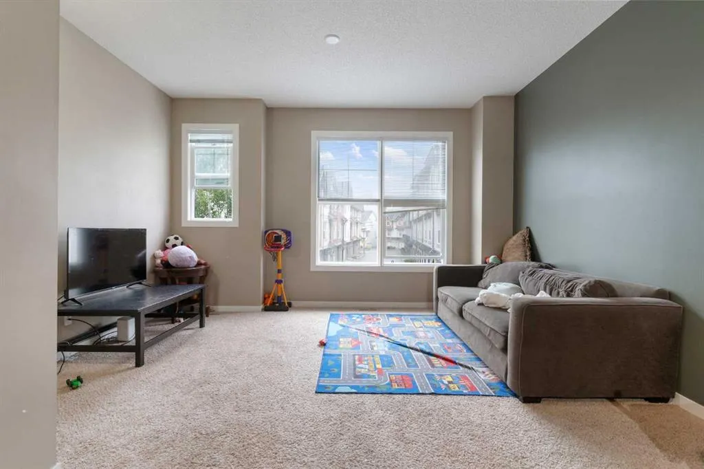172 New Brighton Point SE