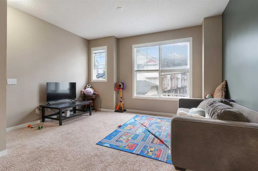 172 New Brighton Point SE