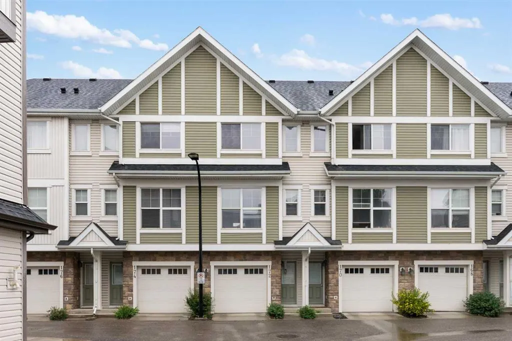 172 New Brighton Point SE