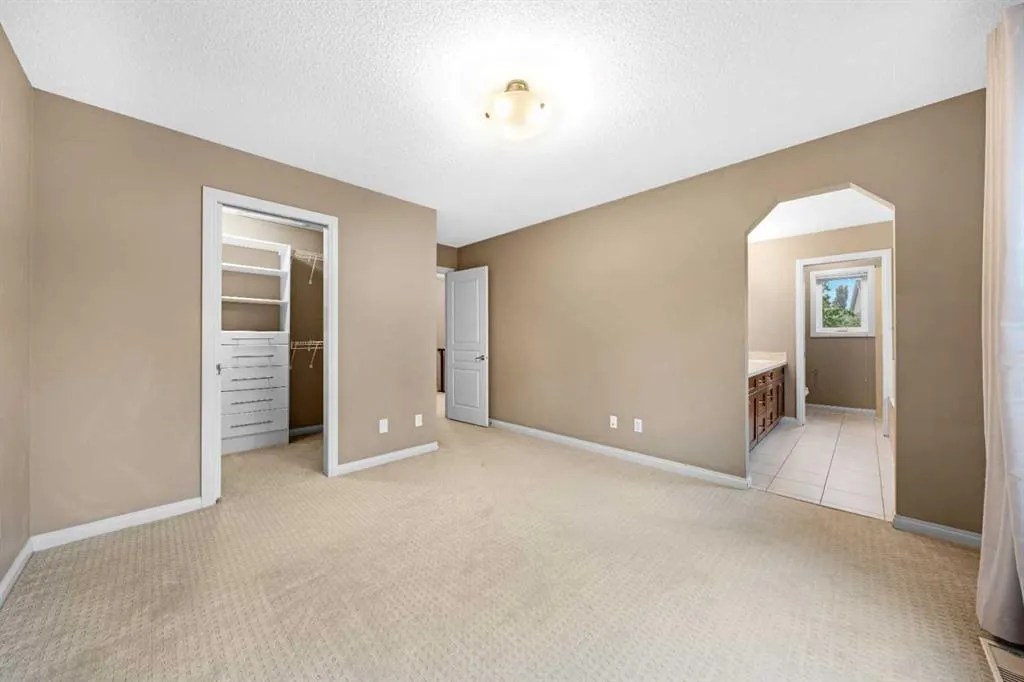 18 Aspen Hills Manor SW