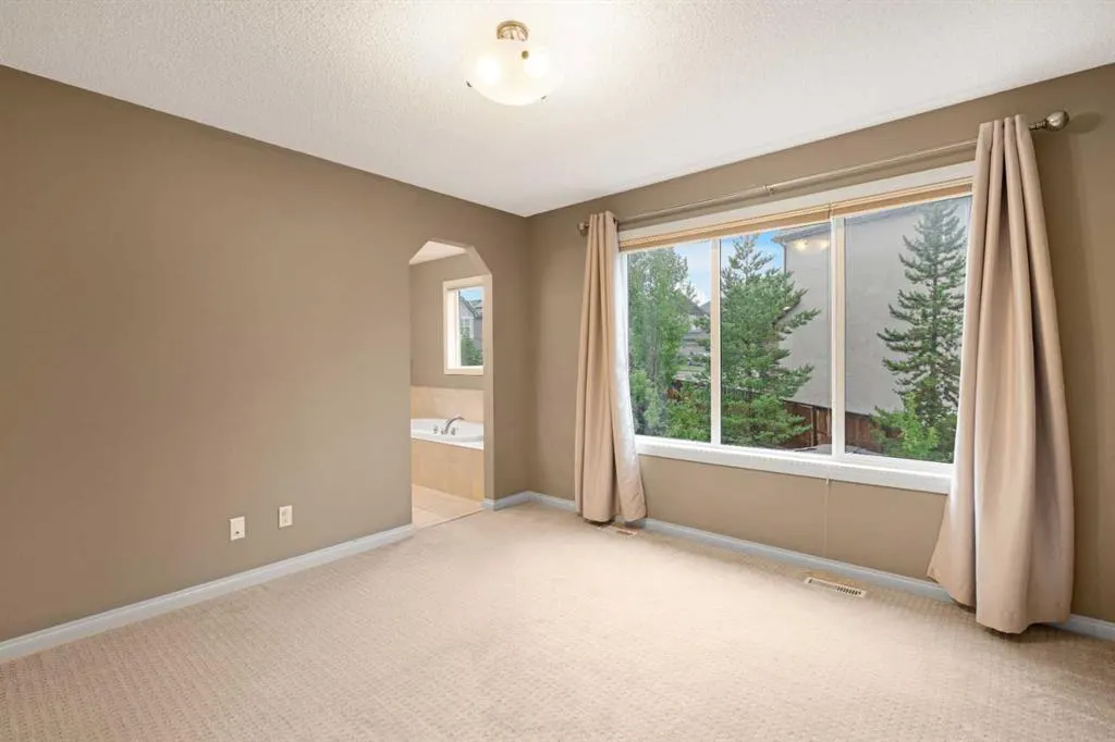 18 Aspen Hills Manor SW