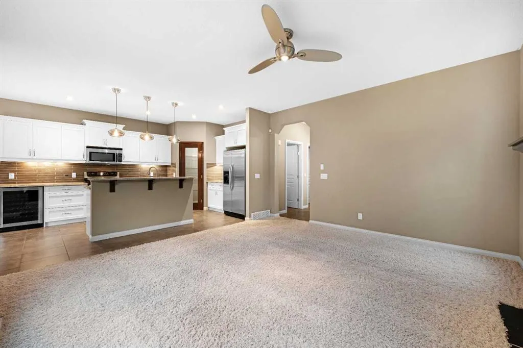 18 Aspen Hills Manor SW