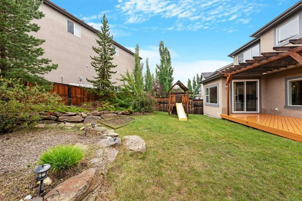 18 Aspen Hills Manor SW