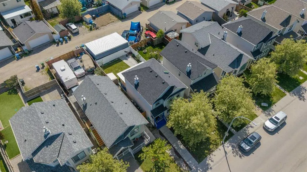 211 Bridlewood Avenue SW