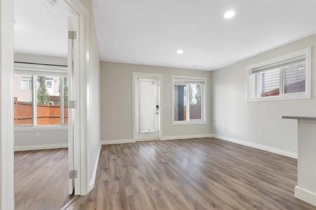 141 Sherwood Heights NW