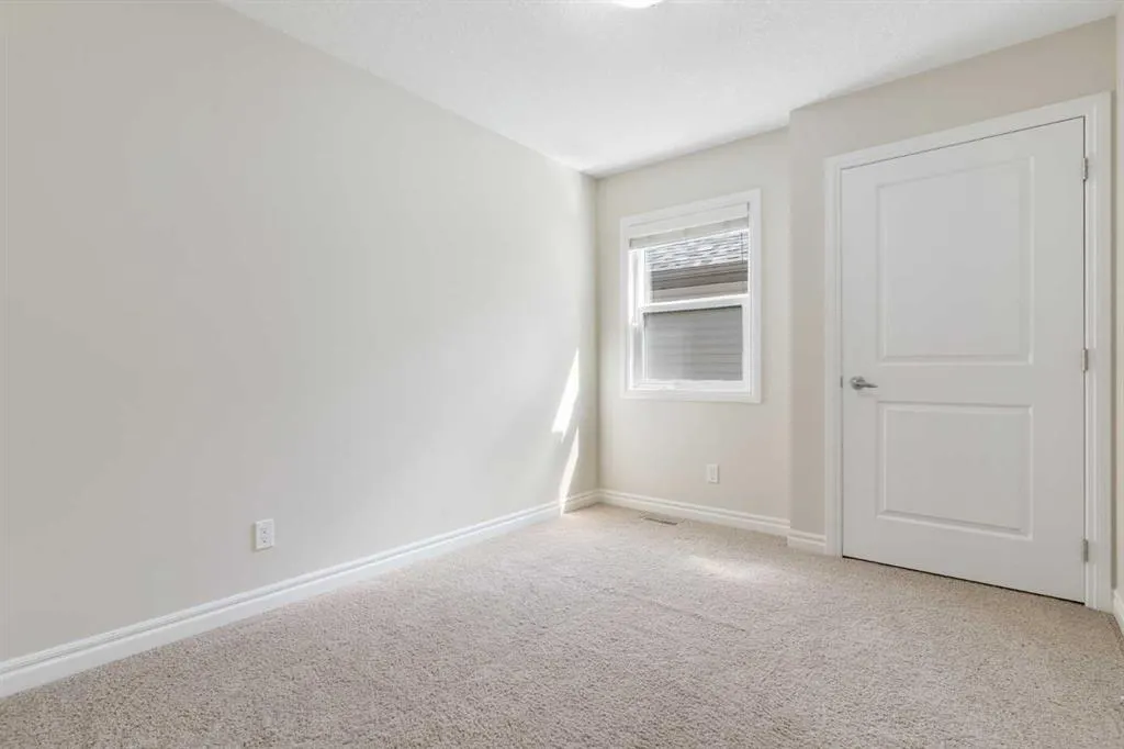 141 Sherwood Heights NW