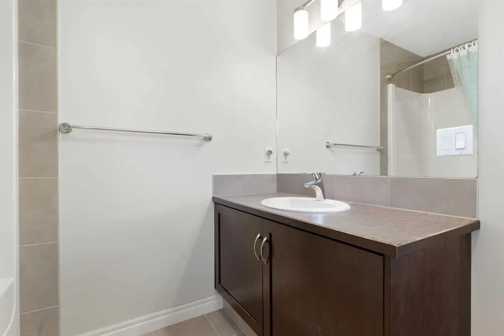 141 Sherwood Heights NW