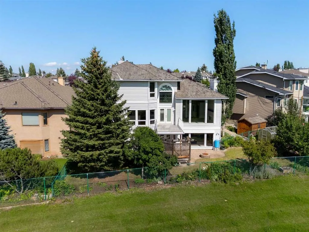 21 Douglas Woods Manor SE