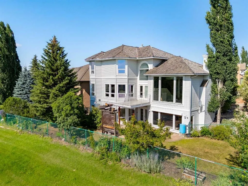 21 Douglas Woods Manor SE