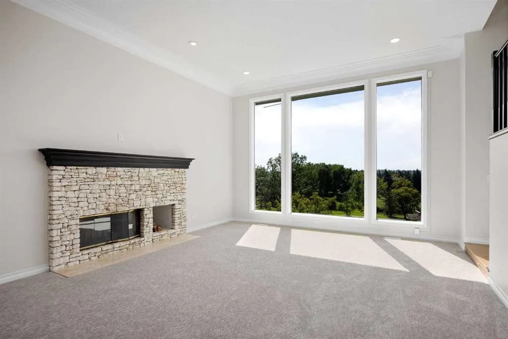 21 Douglas Woods Manor SE