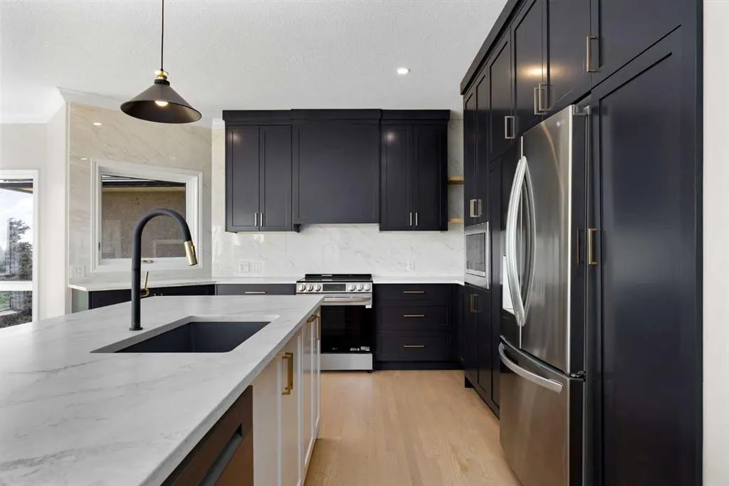 21 Douglas Woods Manor SE
