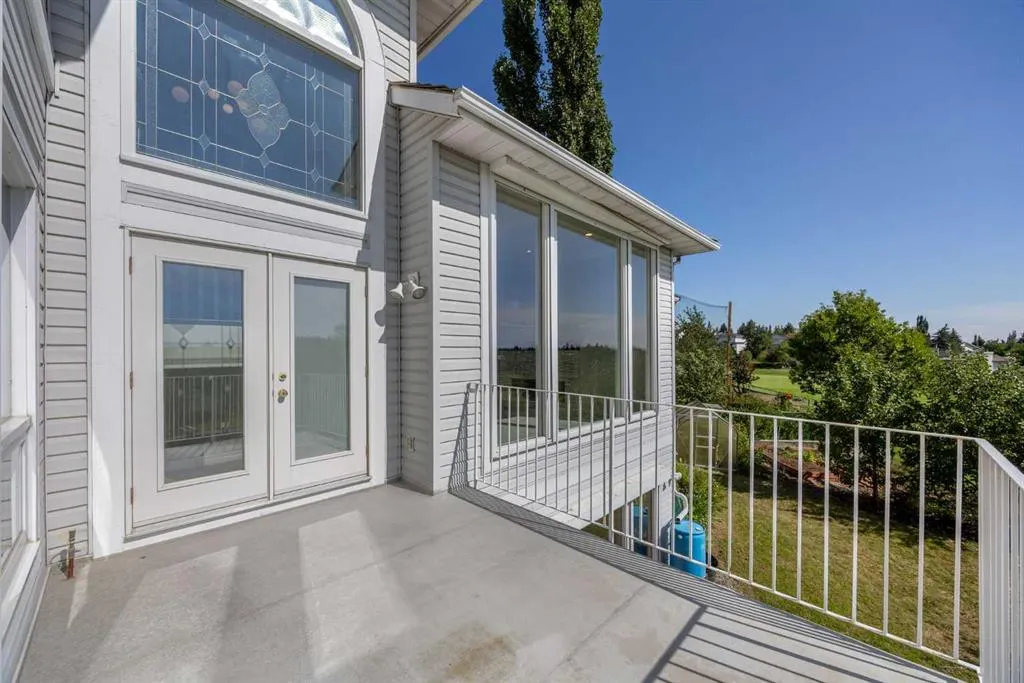 21 Douglas Woods Manor SE