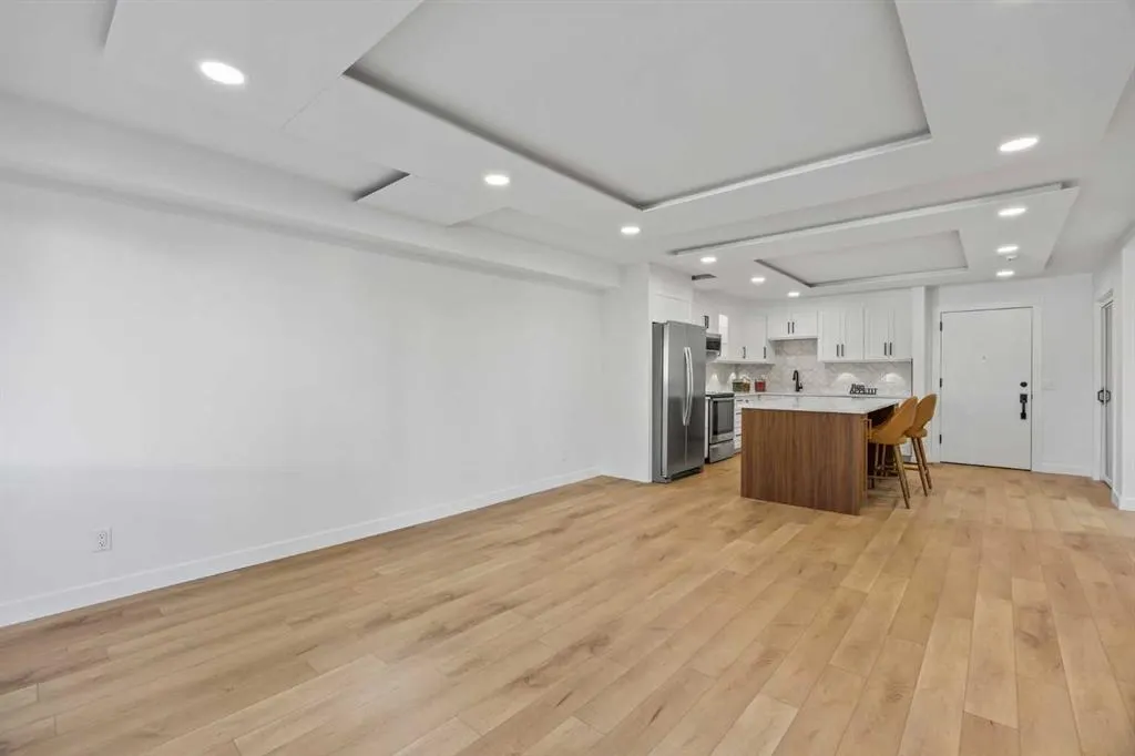 2211 29 Street SW, #112