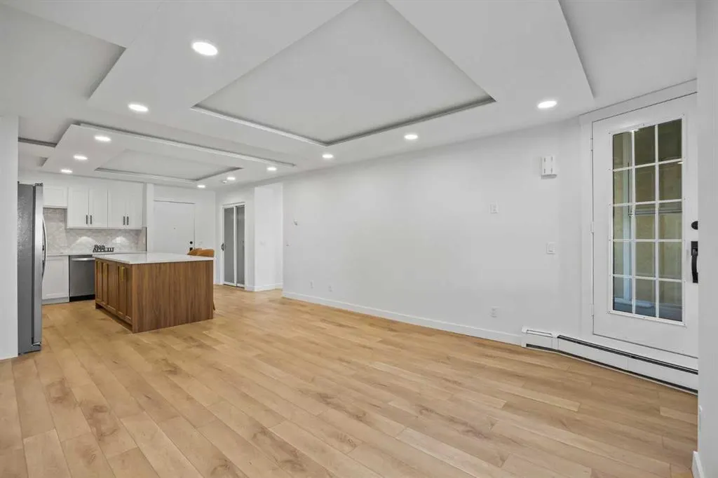 2211 29 Street SW, #112