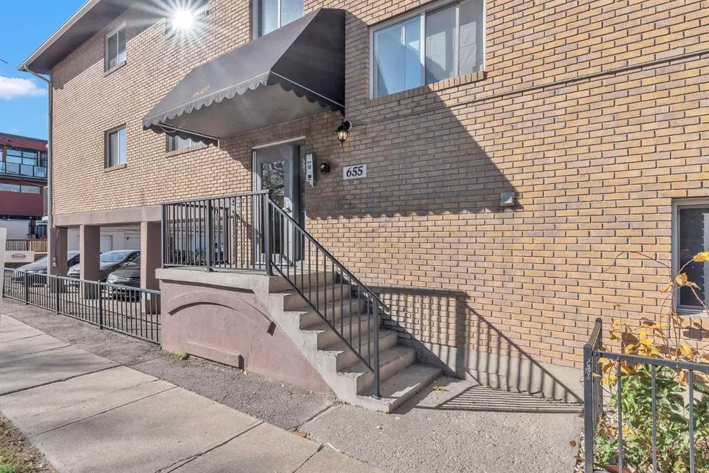 655 Meredith Road NE, #101