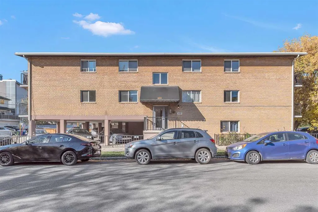 655 Meredith Road NE, #101