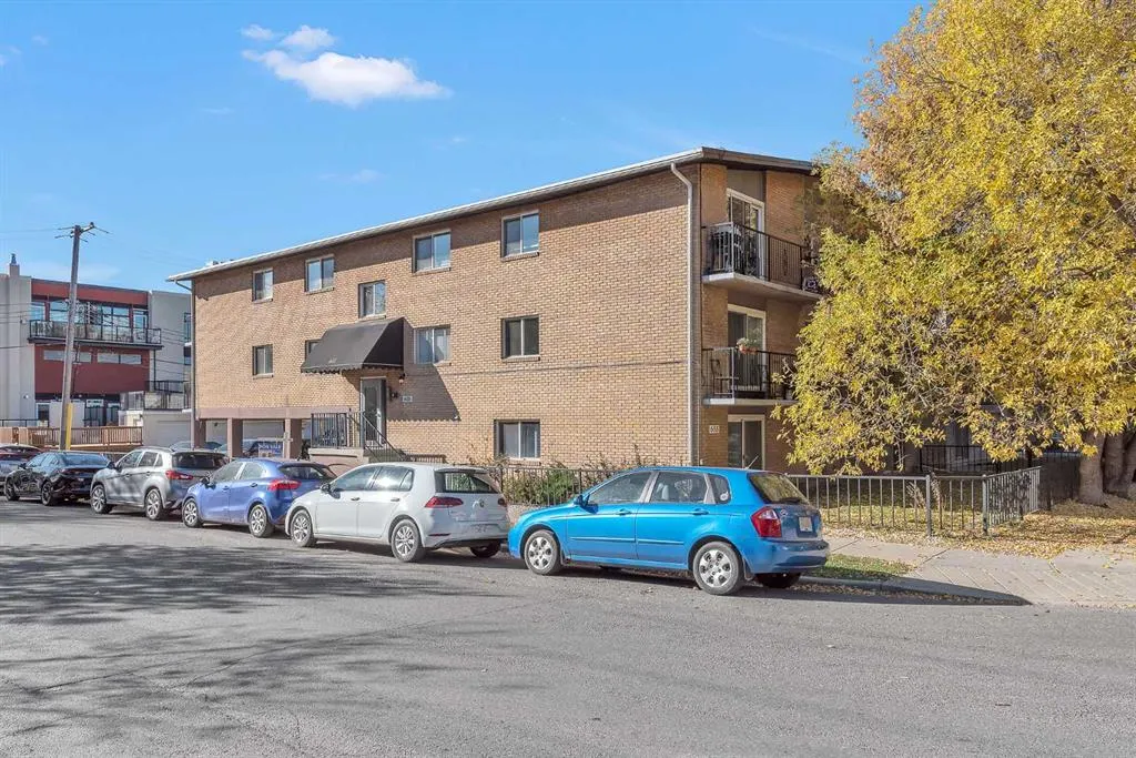 655 Meredith Road NE, #101