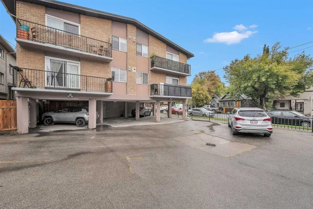 655 Meredith Road NE, #101