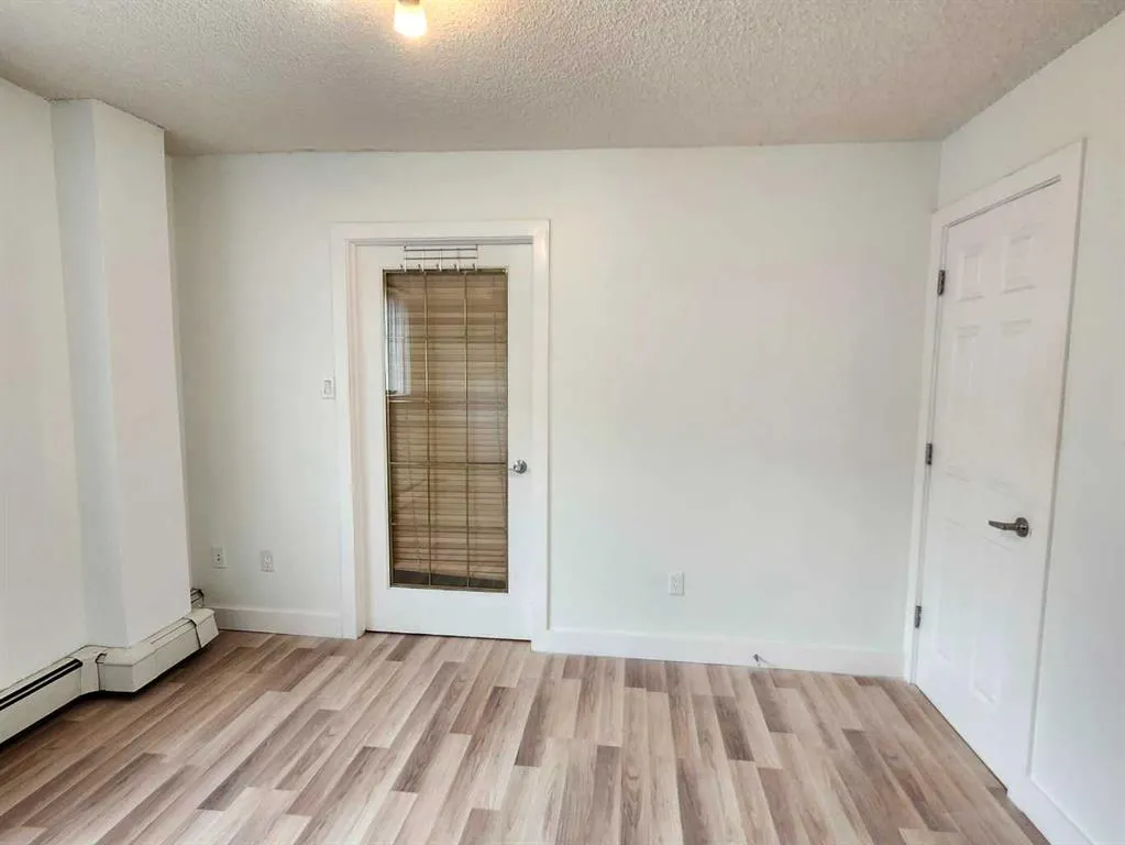 655 Meredith Road NE, #101