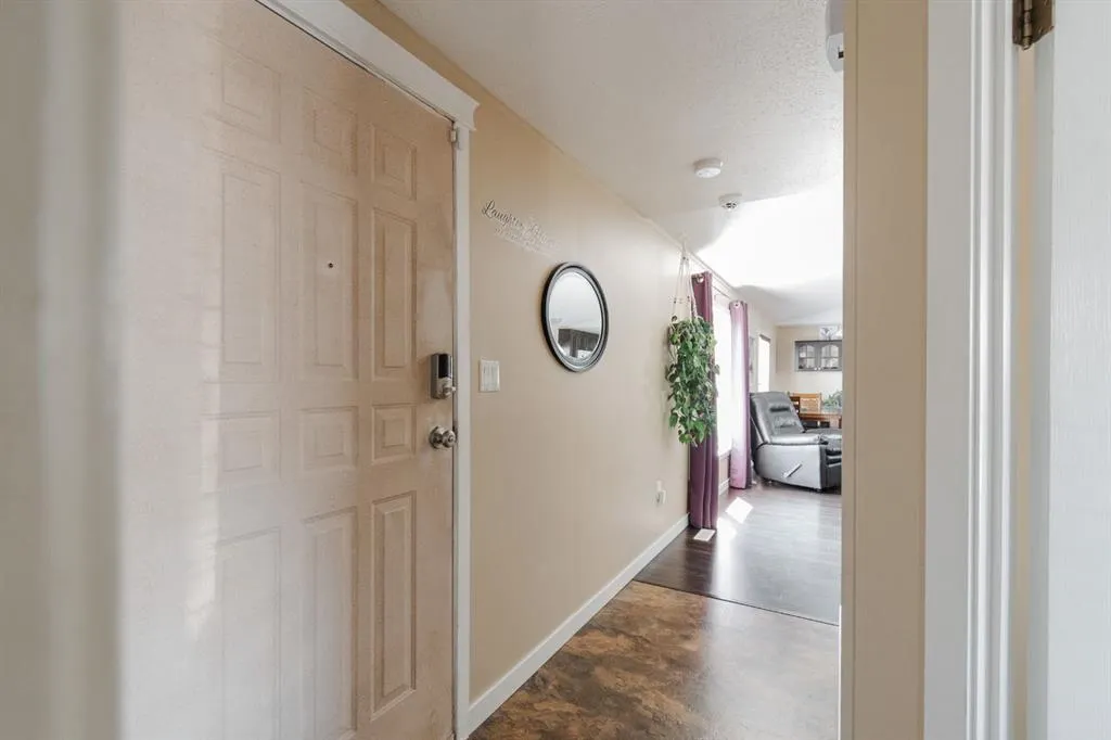113 Mustang Road