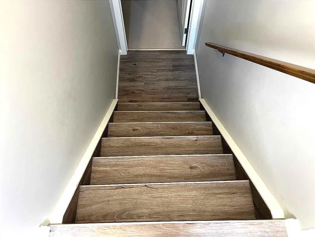 91 Coalbanks Gate W