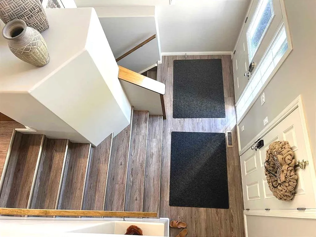 91 Coalbanks Gate W