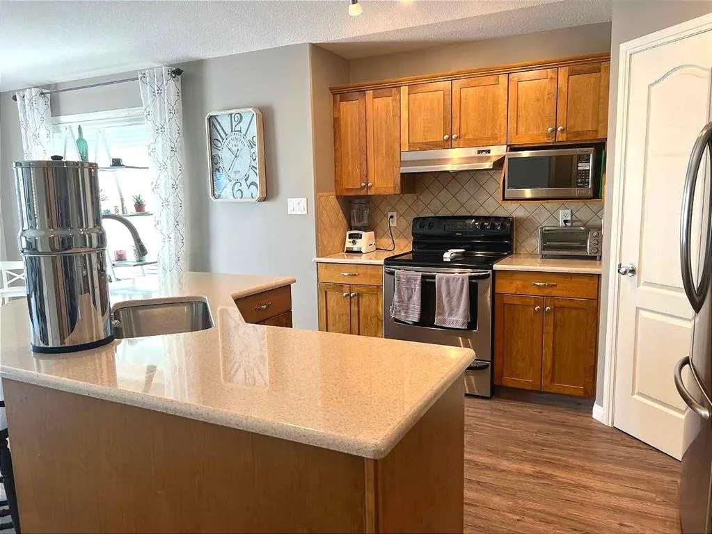 91 Coalbanks Gate W