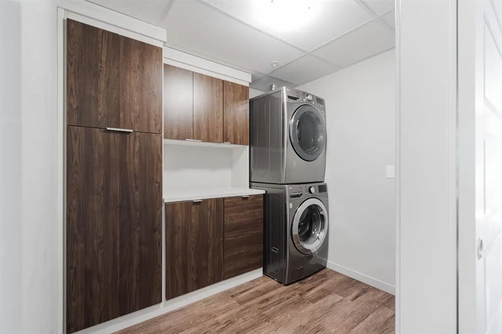 8106 Fraser Avenue, #402