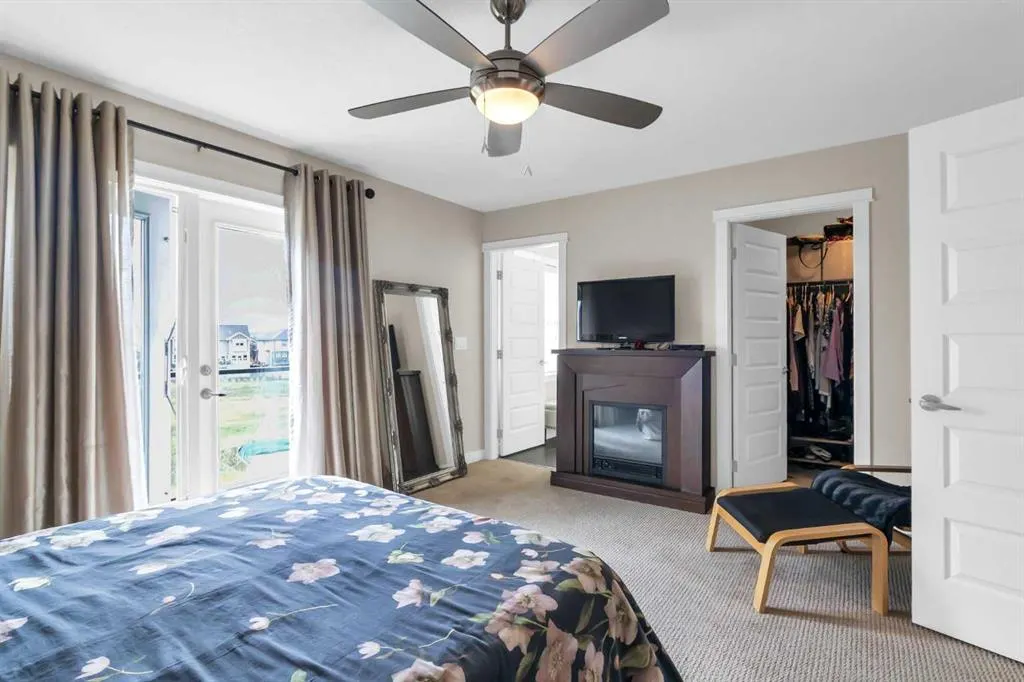 1001 8 Street NW, #2902